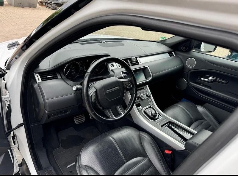 Weiß Gebraucht 2018 Land Rover Range Rover evoque SUV | 22.900 € (Fairer Preis) - Bild 1/4