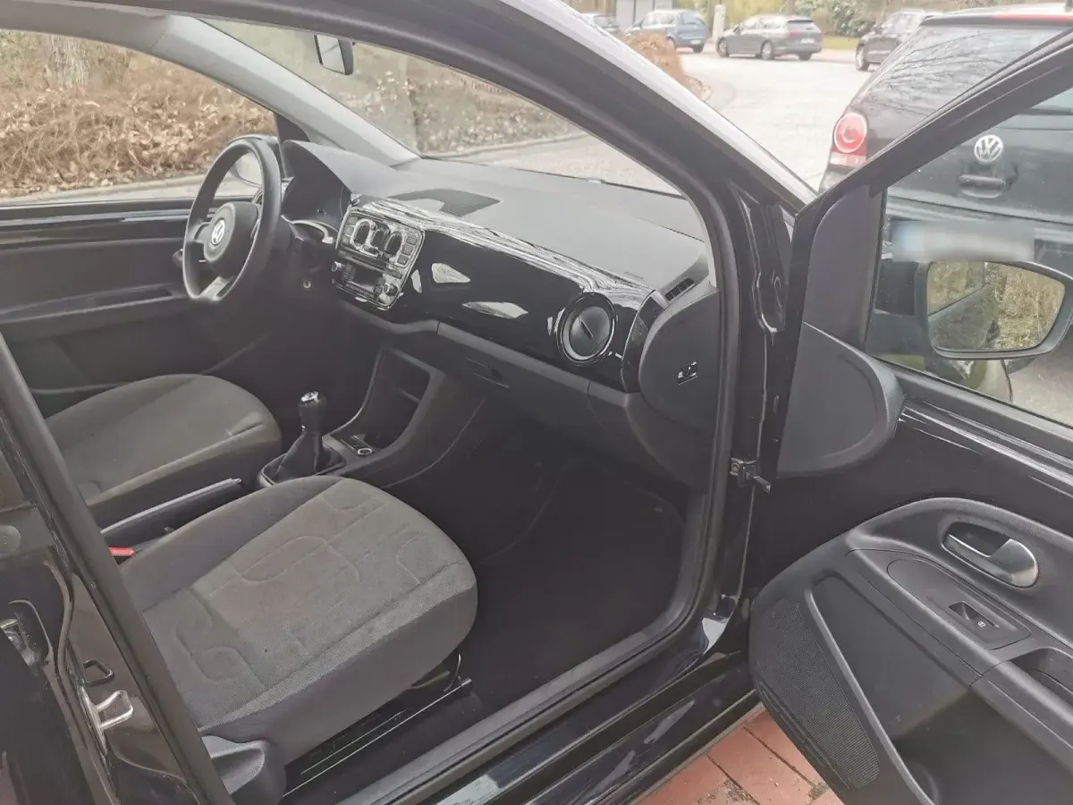 Gebraucht VW up! take up! 60 PS (44 kW) 2015 Schwarz Kleinwagen