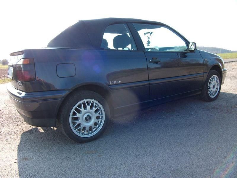 Gebraucht VW Golf Cabriolet 75 PS (55 kW) 1997 Violett Cabrio