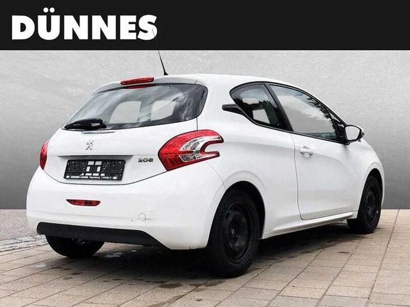 Gebraucht Peugeot 208 Active 82 PS (60 kW) 2012 Weiß Kleinwagen