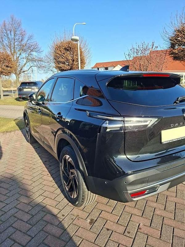 Gebraucht Nissan Qashqai N-Connecta 205 PS (150 kW) 2025 Pearl black SUV