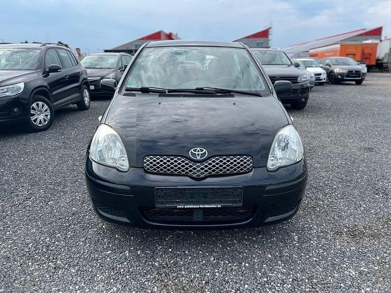 Schwarz Gebraucht 2005 Toyota Yaris Sol Kleinwagen | 2.350 € (Etwas zu teuer) - Bild 1/4