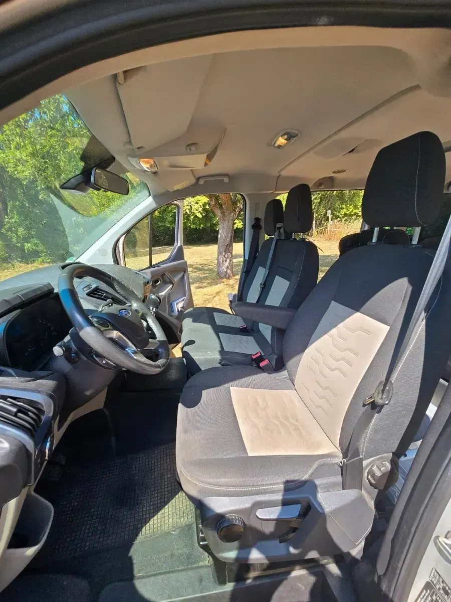 Gebraucht Ford Tourneo 125 PS (91 kW) 2014 Grau Van / Kleinbus