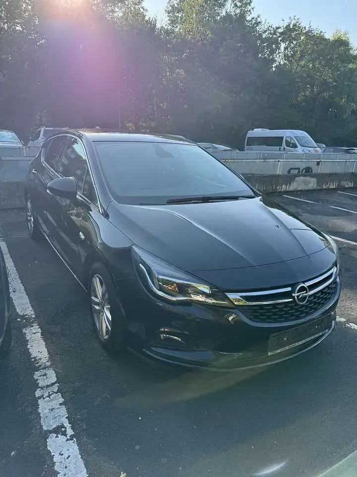 Gebraucht Opel Astra Dynamic 125 PS (91 kW) 2016 Limousine