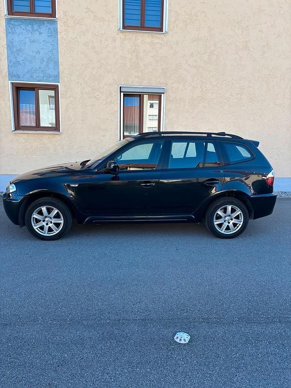 Gebraucht BMW X3 143 PS (105 kW) 2010 Schwarz SUV