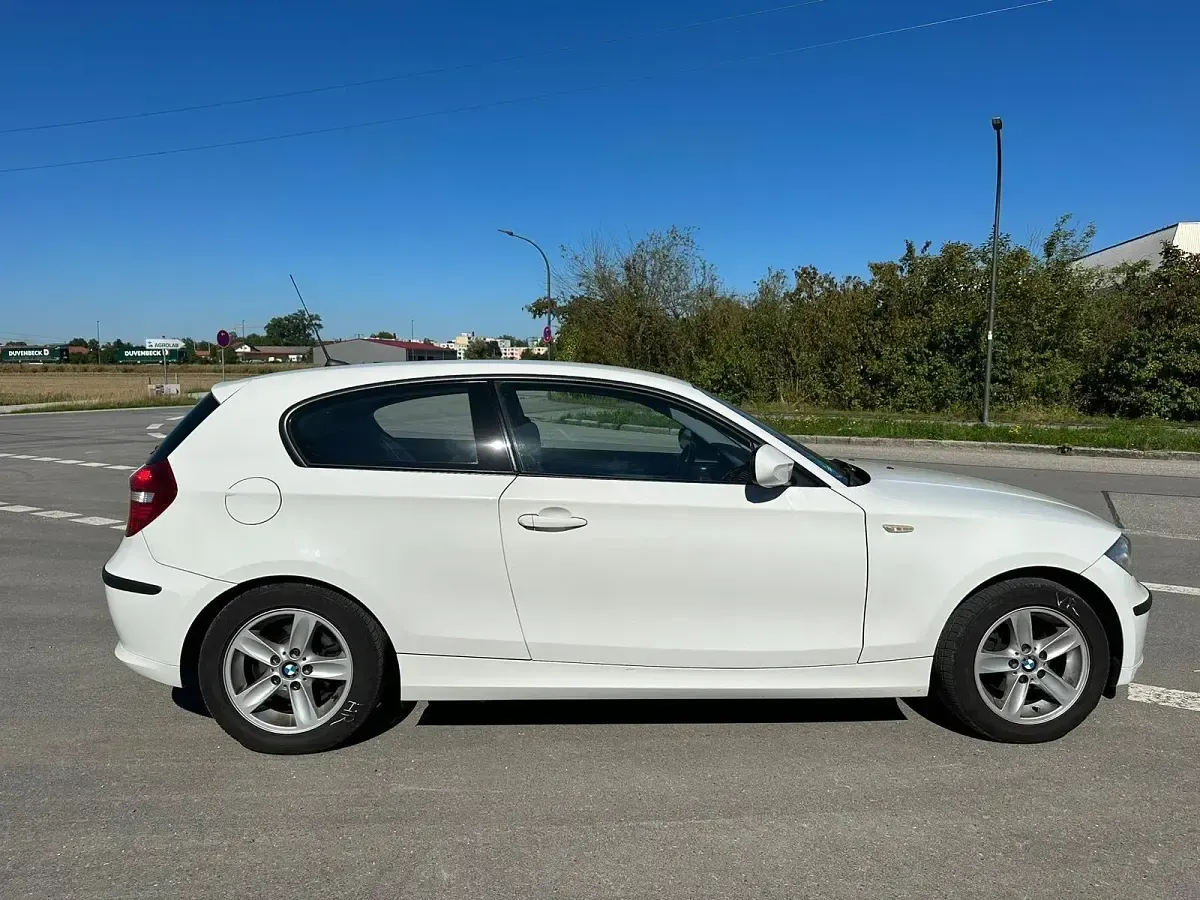 Second-hand BMW 116 122 CP (89 kW) 2010 Alb Hatchback