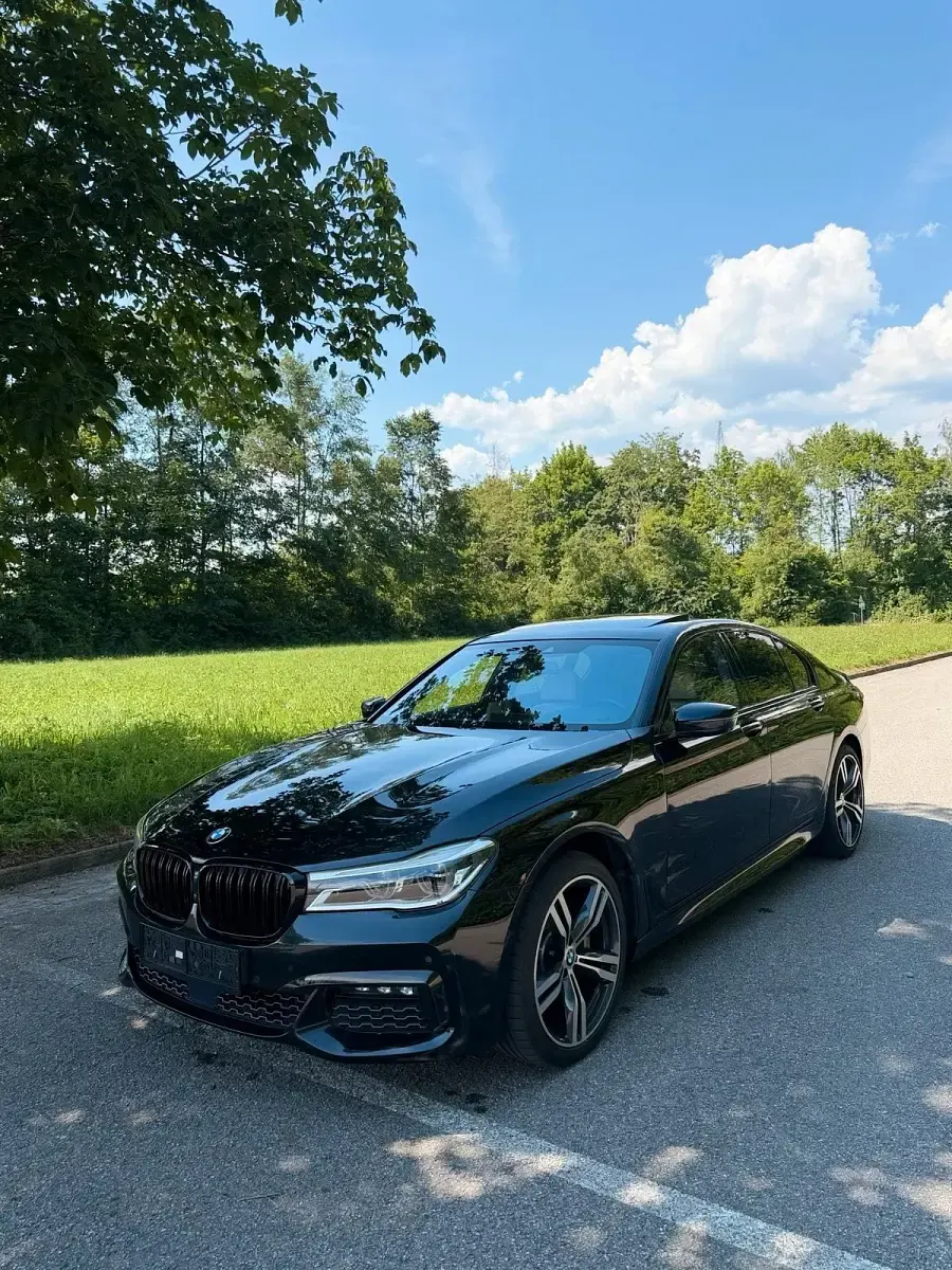 Gebraucht BMW 740 320 PS (235 kW) 2016 Schwarz Limousine