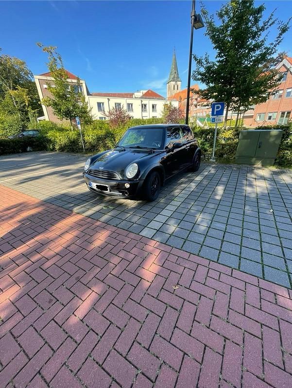 Schwarz Gebraucht 2005 Mini ONE Kleinwagen | 2.600 € (Fairer Preis) - Bild 1/4