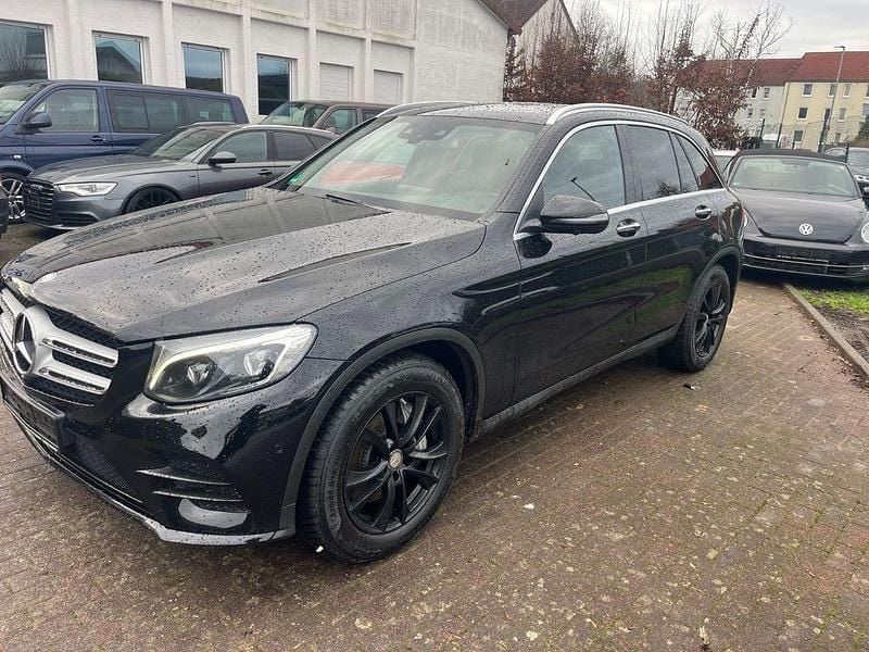Gebraucht Mercedes GLC250 204 PS (150 kW) 2016 Schwarz SUV