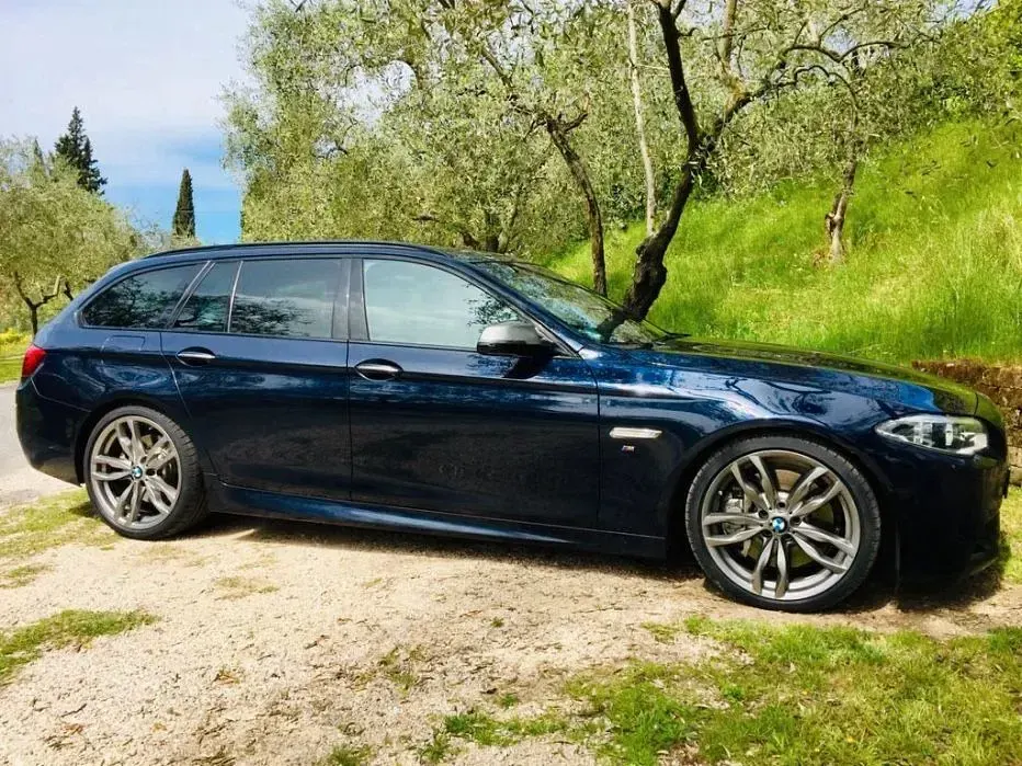 Gebraucht BMW M550 Performance 381 PS (280 kW) 2013 Blau Limousine