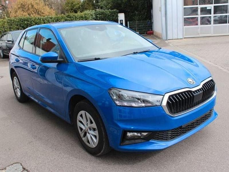 Gebraucht Skoda Fabia Selection 95 PS (69 kW) 2023 Blau Kleinwagen