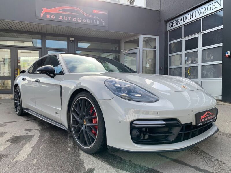 Grau Gebraucht 2019 Porsche Panamera GTS Limousine | 83.000 € - Bild 1/4