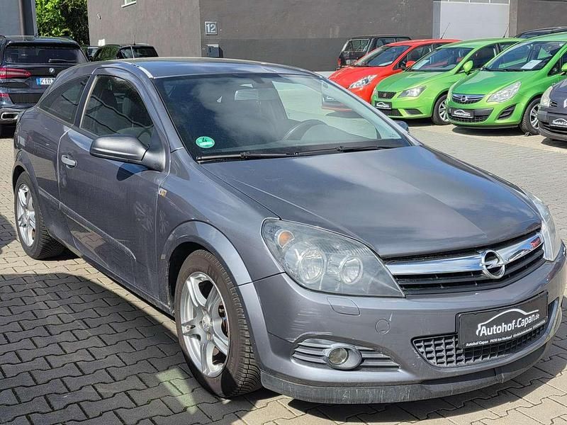 Gebraucht Opel Astra GTC 90 PS (66 kW) 2006 Other Limousine