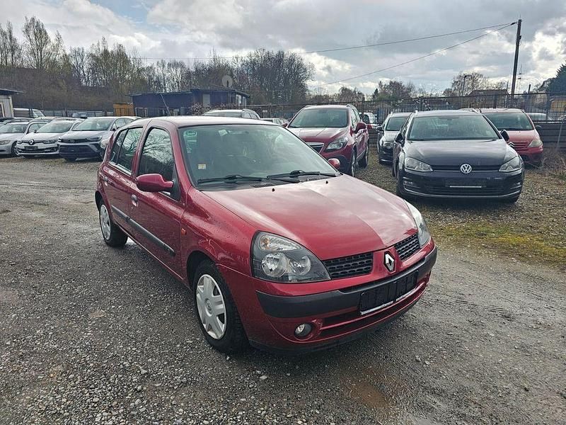 Gebraucht Renault Clio II Basis 58 PS (42 kW) 2001 Rot Limousine