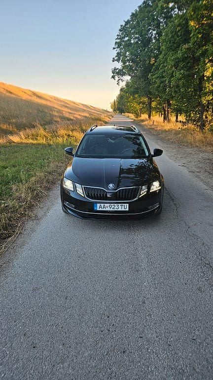 Gebraucht Skoda Octavia 150 PS (110 kW) 2020 Schwarz Limousine