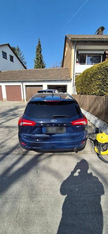 Gebraucht Ford Focus 155 PS (114 kW) 2021 Blau Kombi