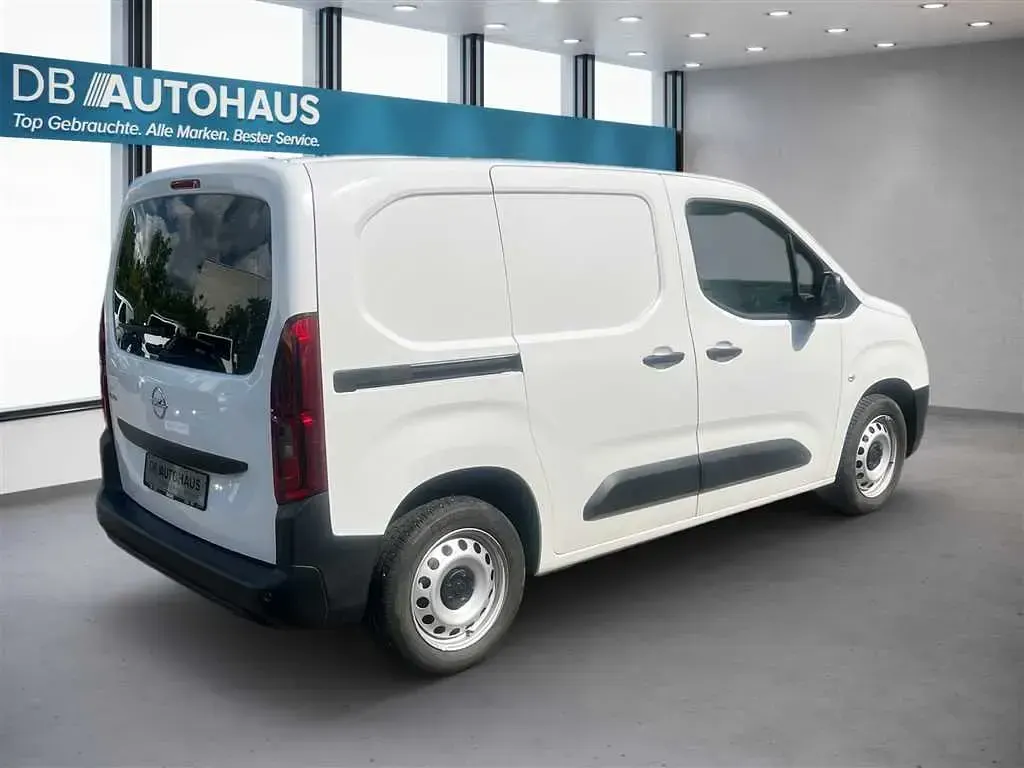 Gebraucht Opel Combo Edition 102 PS (75 kW) 2022 Weiß Van / Kleinbus