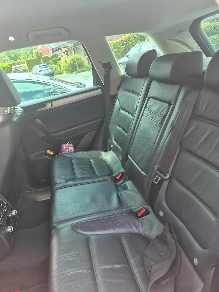 Gebraucht VW Touareg 263 PS (193 kW) 2015 Grau SUV