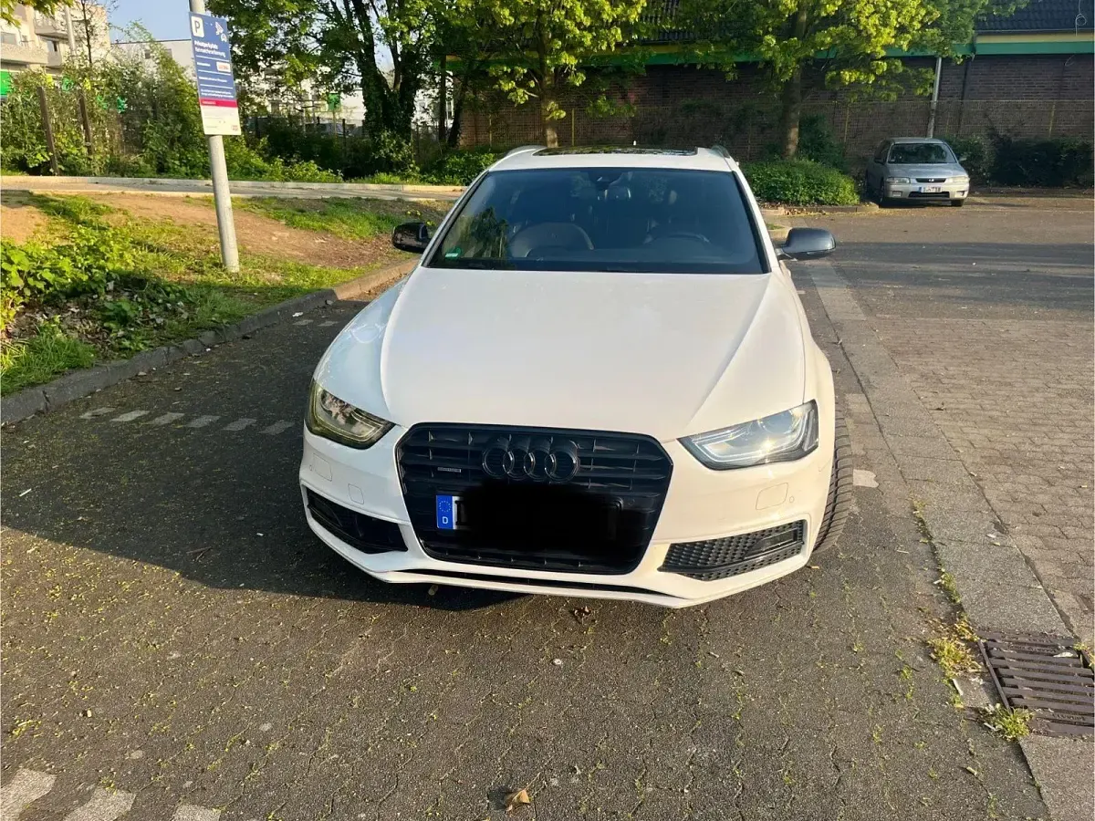 Gebraucht Audi A4 S-Line 177 PS (130 kW) 2012 Weiß Kombi
