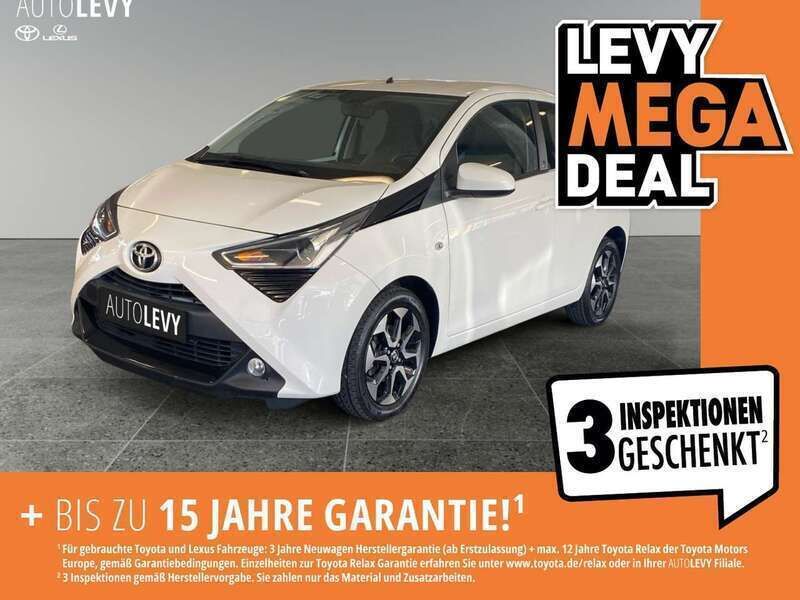 Pianosaweiß Gebraucht 2020 Toyota Aygo Connect Style Kleinwagen | 12.490 € (Fairer Preis) - Bild 1/4