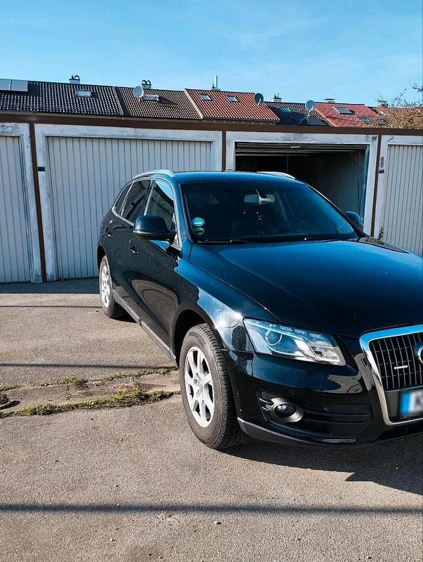 Käytetty Audi Q5 177 HP (130 kW) 2009 Musta Katumaasturi
