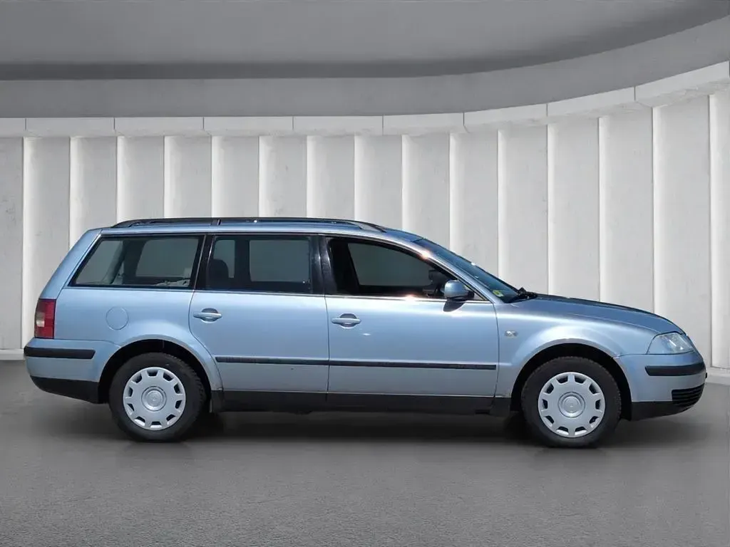 Gebraucht VW Passat 131 PS (96 kW) 2001 Silber Kombi