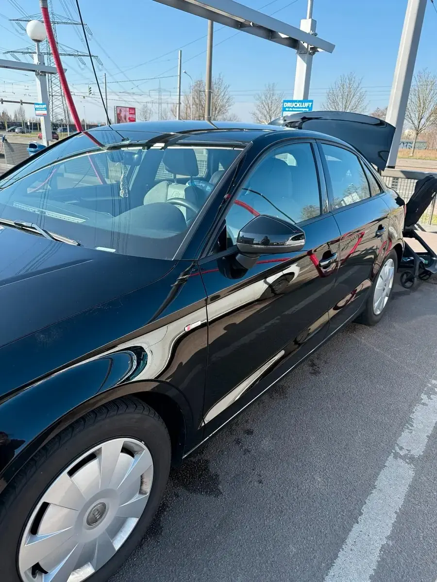 Gebraucht Audi A3 150 PS (110 kW) 2018 Schwarz Limousine