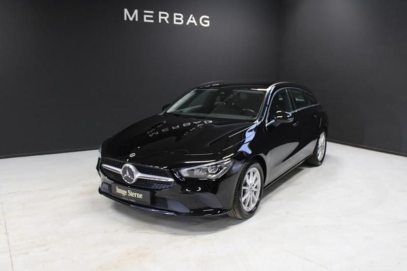 Schwarz Gebraucht 2021 Mercedes CLA200 Shooting Brake Business Kombi | 20.960 € (Fairer Preis) - Bild 1/4