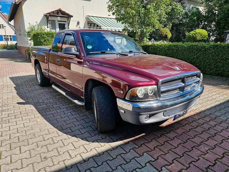 Andere farben Gebraucht 2025 Dodge Dakota SUV | 7.700 € - Bild 1/4