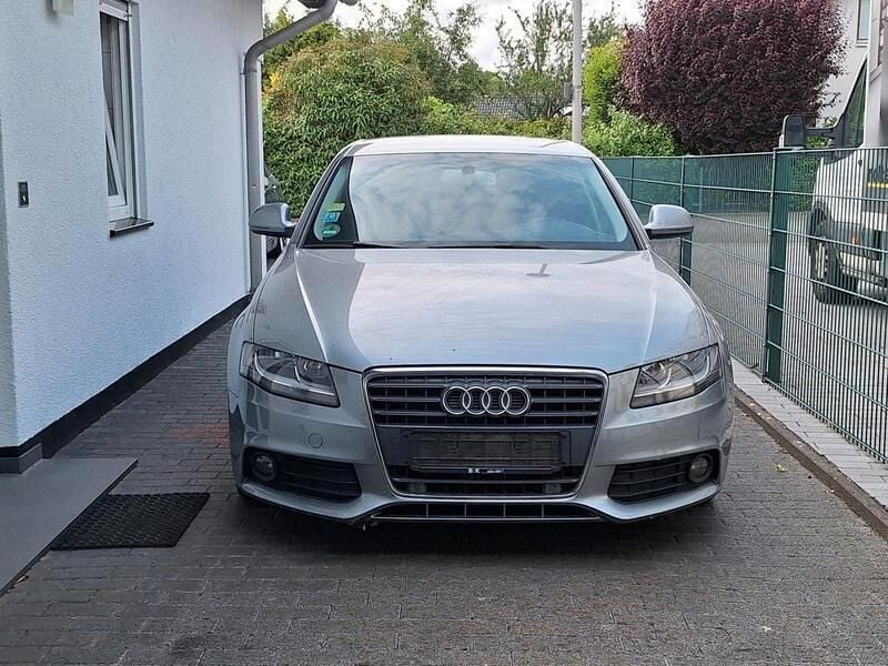 Grau Gebraucht 2008 Audi A4 Limousine | 3.500 € (Superpreis) - Bild 1/4