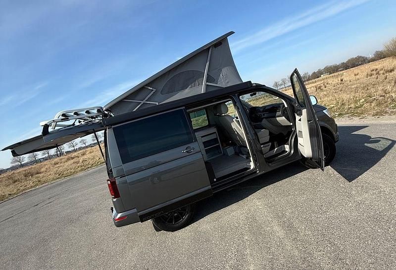 Gebraucht VW California Beach 204 PS (150 kW) 2017 Grau Van