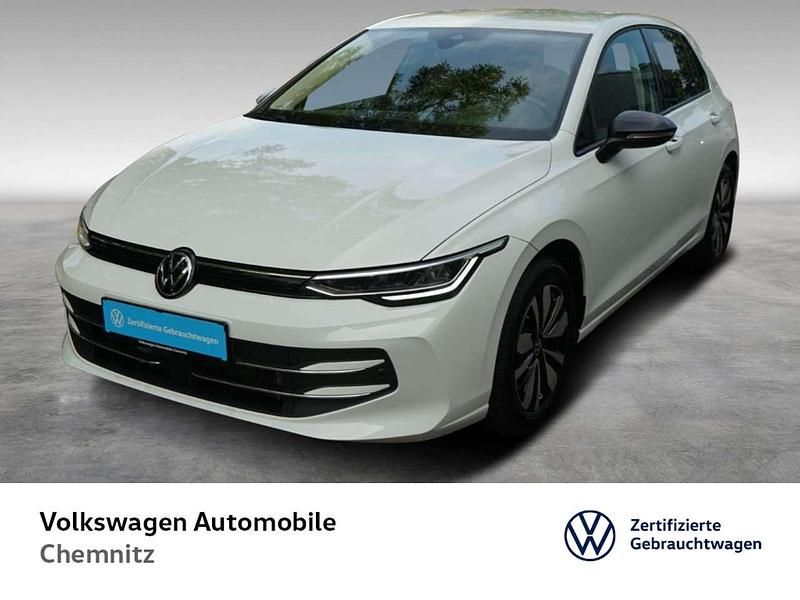 0q pure white Gebraucht 2025 VW Golf VIII Goal Limousine | 26.390 € (Superpreis) - Bild 1/4