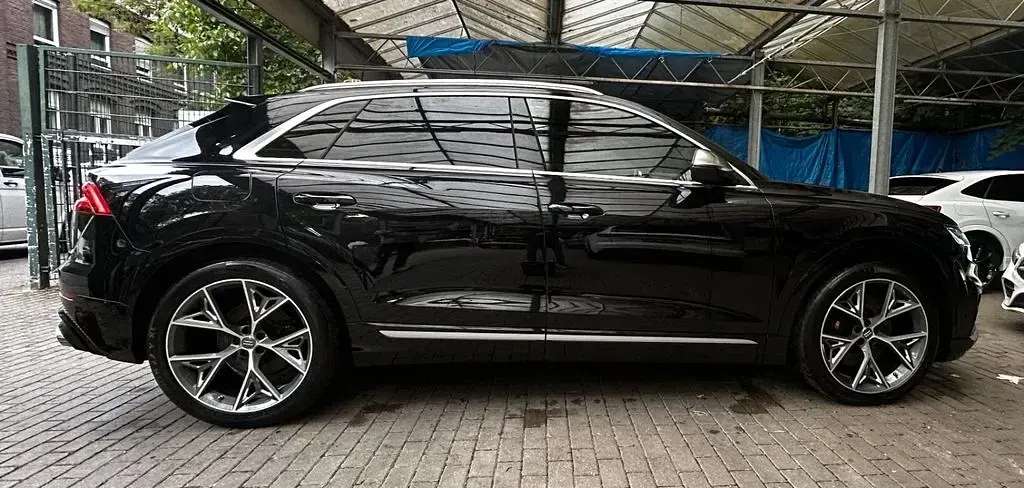 Gebraucht Audi SQ8 Sport 435 PS (319 kW) 2020 Schwarz SUV
