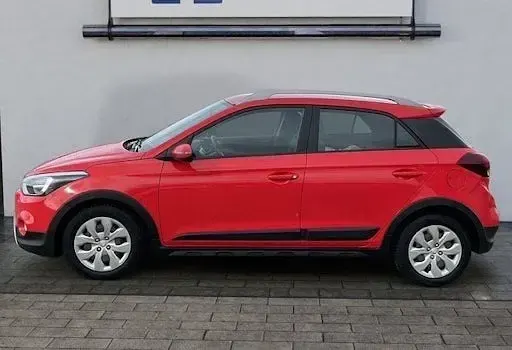Gebraucht Hyundai i20 Active 101 PS (74 kW) 2019 Tomato red Kleinwagen