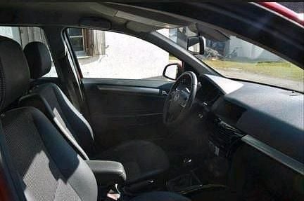 Gebraucht Opel Astra 116 PS (85 kW) 2010 Rot Kombi