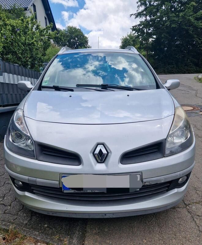 Silber Gebraucht 2008 Renault Clio GrandTour Dynamique Kombi | 2.600 € (Fairer Preis) - Bild 1/4