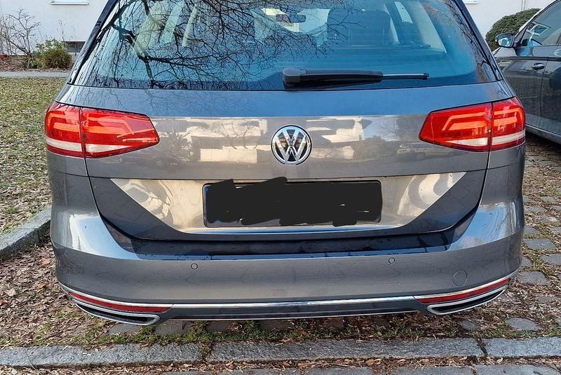 Gebraucht VW Passat 190 PS (139 kW) 2017 Grau Kombi