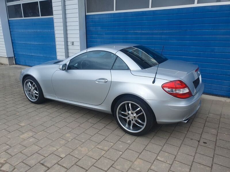 Gebraucht Mercedes SLK200 163 PS (119 kW) 2004 Iridiumsilber  metalliclack Cabrio