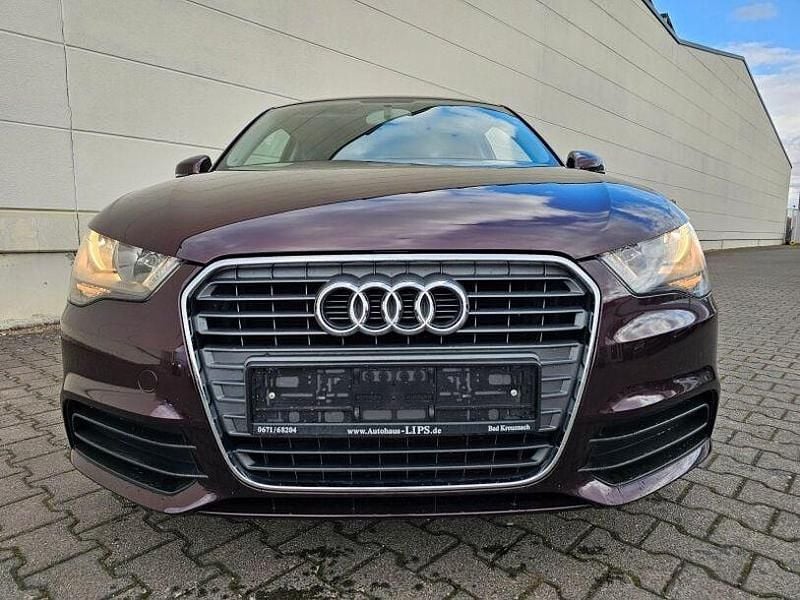 Gebraucht Audi A1 Attraction 86 PS (63 kW) 2014 Violett Kleinwagen