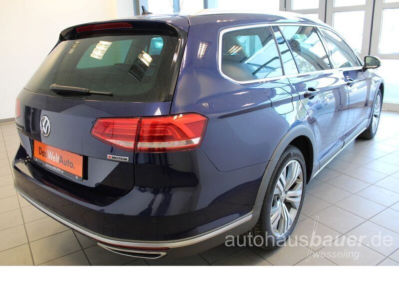 Gebraucht VW Passat Alltrack 190 PS (139 kW) 2019 Atlantik blue Kombi