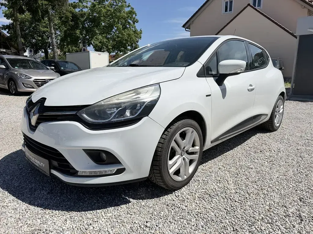 Gebraucht Renault Clio IV LIMITED 73 PS (53 kW) 2016 Gletscherweiss Limousine