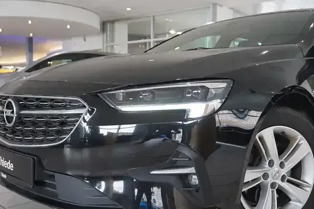 Gebraucht Opel Insignia Elegance 174 PS (127 kW) 2023 Diamant schwarz metallic Kombi