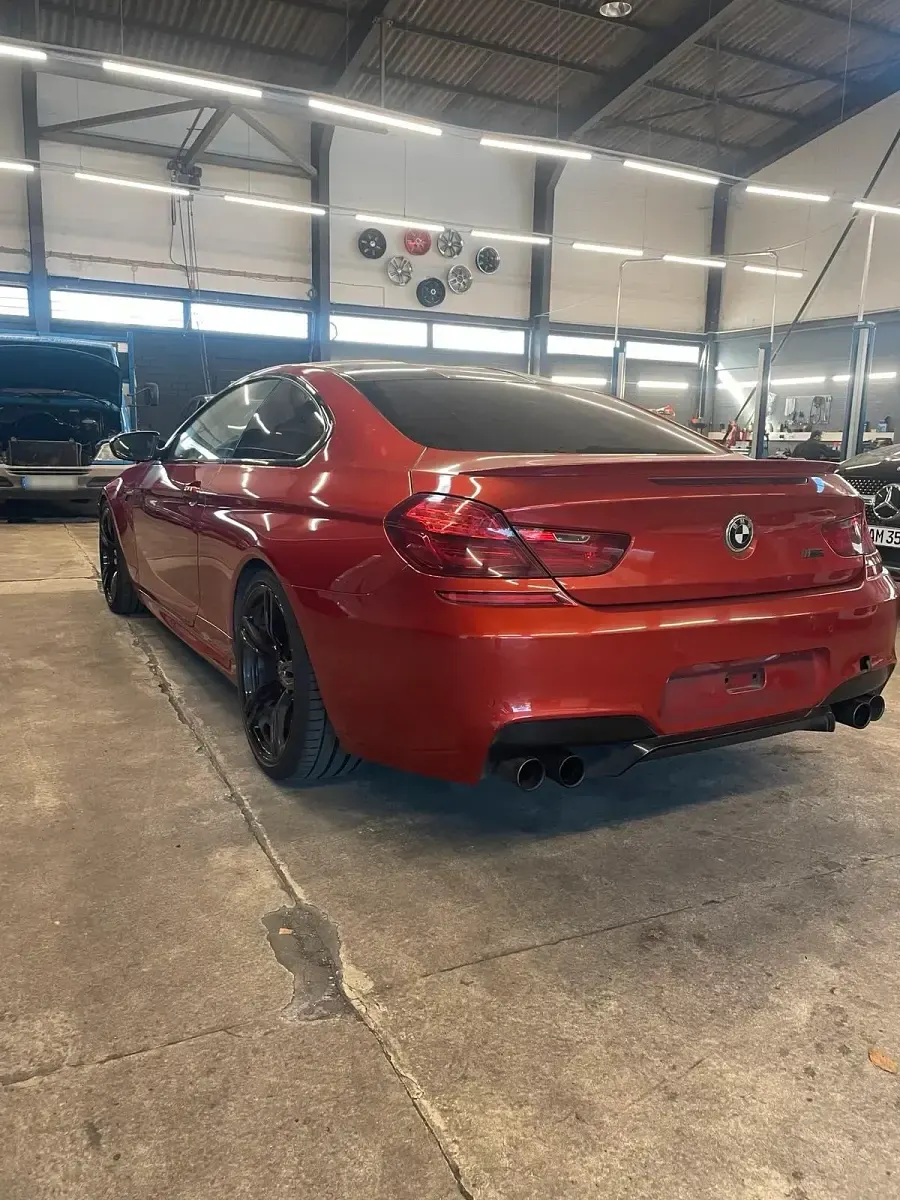 Second-hand BMW M6 560 CP (411 kW) 2012 Portocaliu Coupe