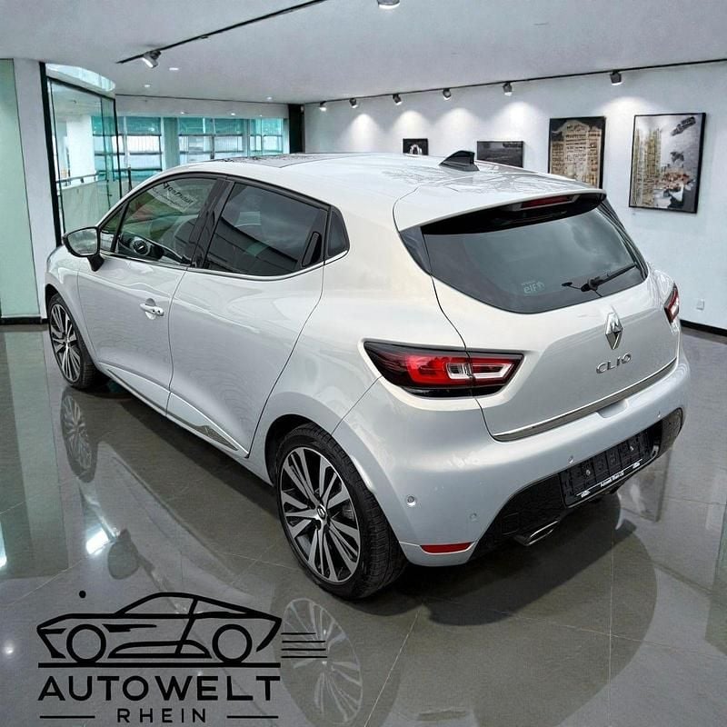 Gebraucht Renault Clio IV Initiale Paris 118 PS (86 kW) 2016 Grau Kleinwagen