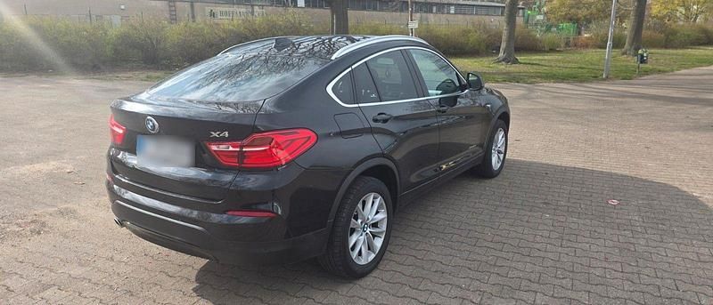 Gebraucht BMW X4 Advantage 190 PS (139 kW) 2017 Schwarz SUV
