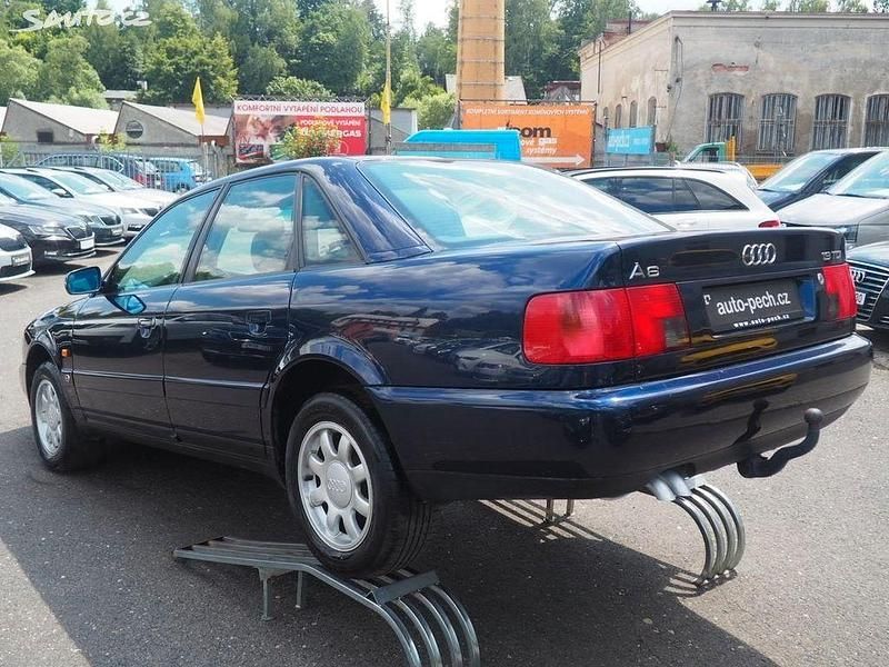 Gebraucht Audi A6 90 PS (66 kW) 1996 Blau Limousine
