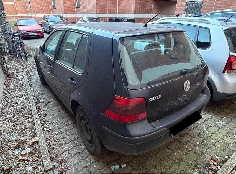 Gebraucht VW Golf IV Edition 101 PS (74 kW) 2003 Schwarz Limousine