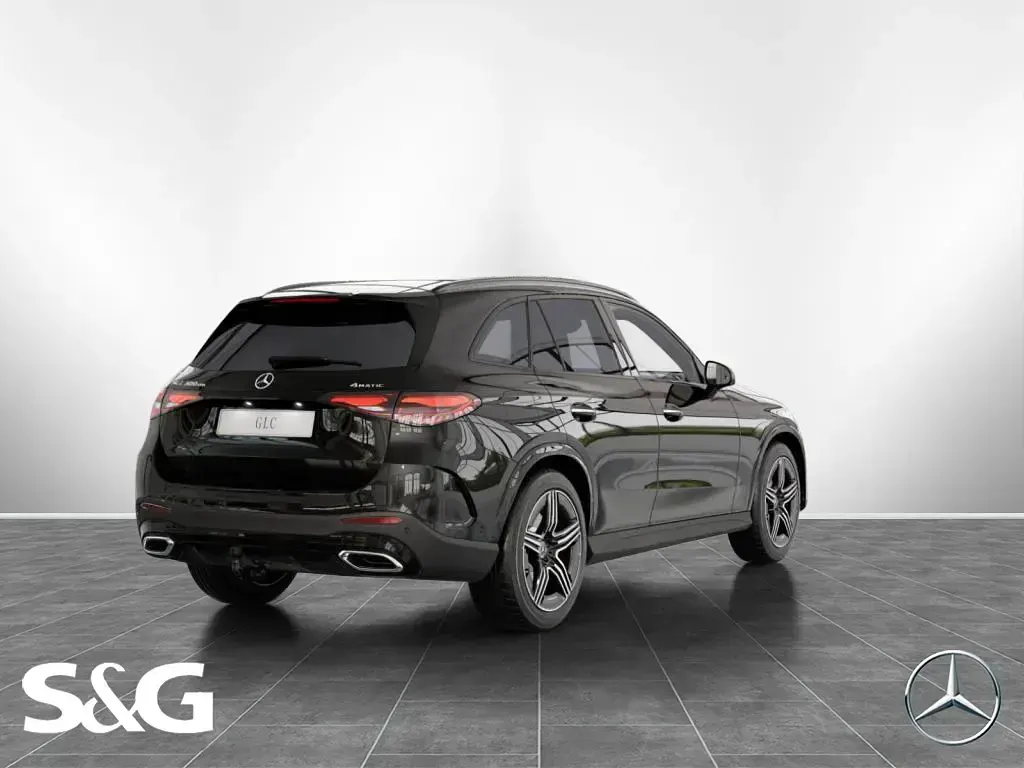 Gebraucht Mercedes GLC300de AMG 197 PS (144 kW) 2026 Metalliclack obsidianschwar... SUV