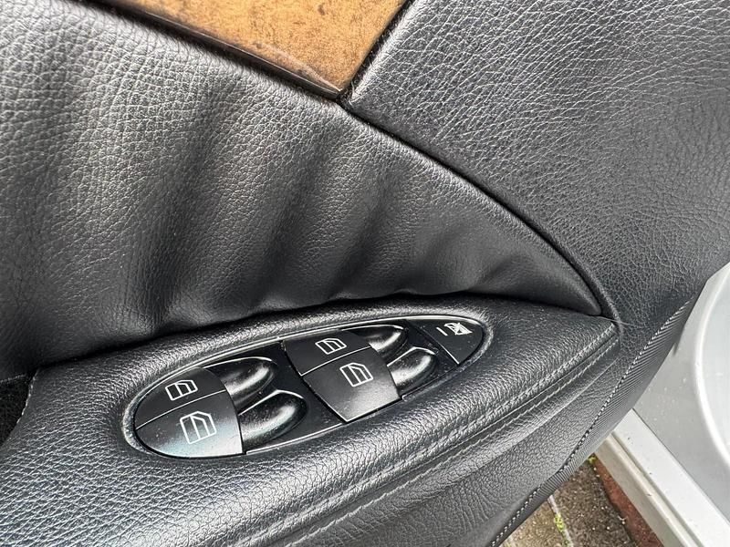 Gebraucht Mercedes E280 Avantgarde 190 PS (139 kW) 2006 Silber Limousine