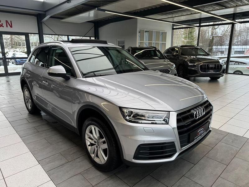 Gebraucht Audi Q5 Sport 190 PS (139 kW) 2019 Silber SUV